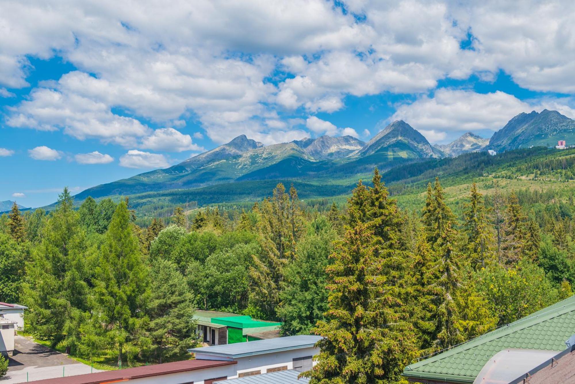Sherpa'S Hostel High Tatras Štrbské Pleso Exterior foto